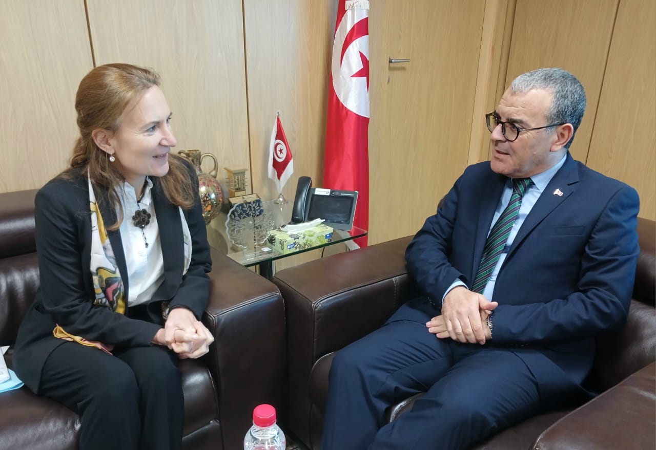 وزير الإقتصاد و سفيرة فرنسا يستعرضان فرص تعزيز التعاون الإقتصادي